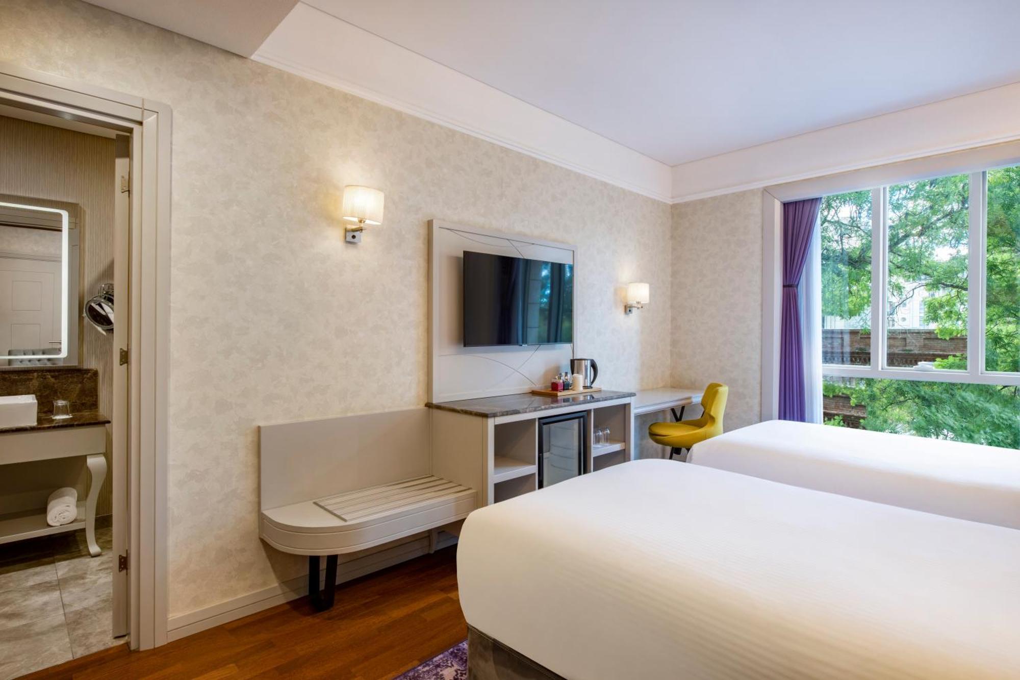 Mercure Tbilisi Old Town Exteriör bild