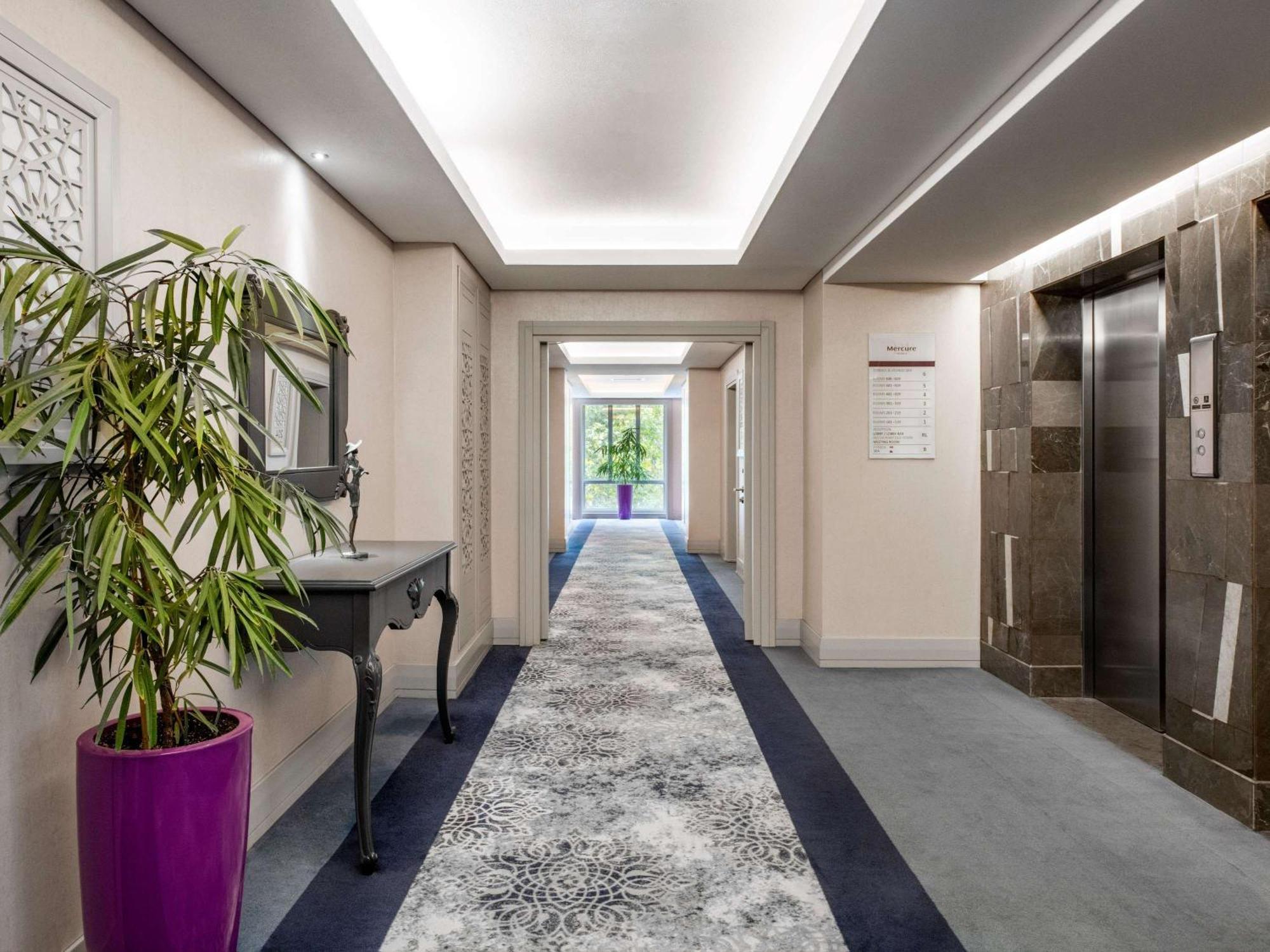 Mercure Tbilisi Old Town Exteriör bild