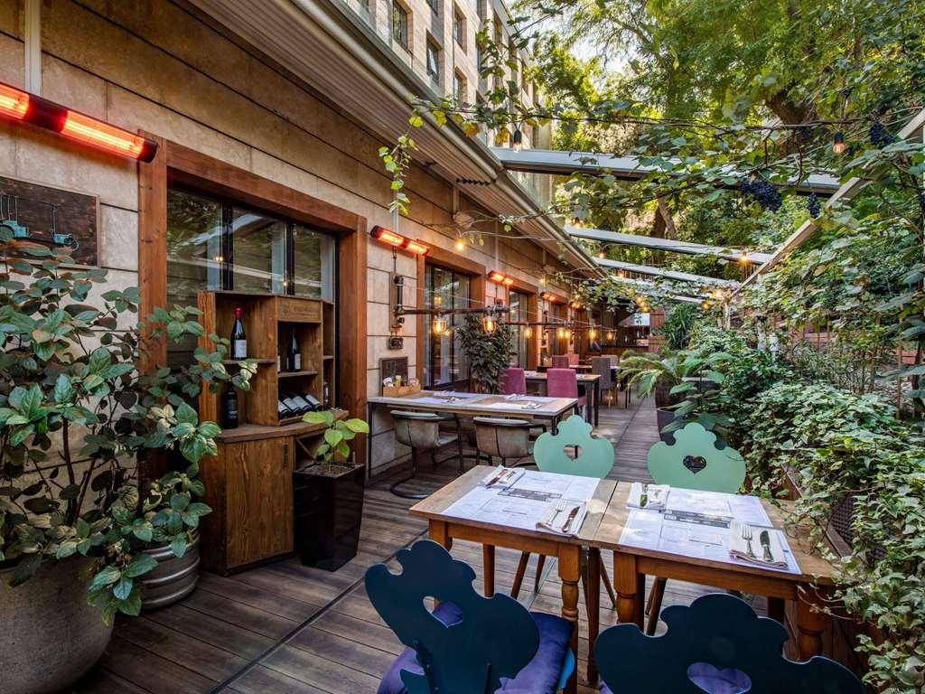 Mercure Tbilisi Old Town Restaurang bild
